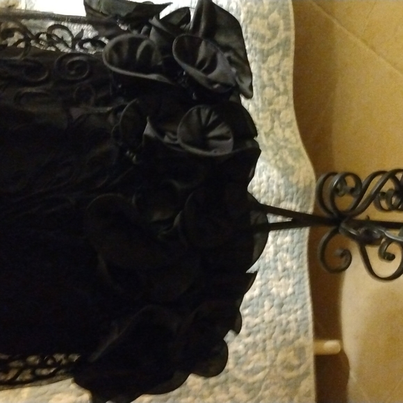 Dress - Picture 3 of 5